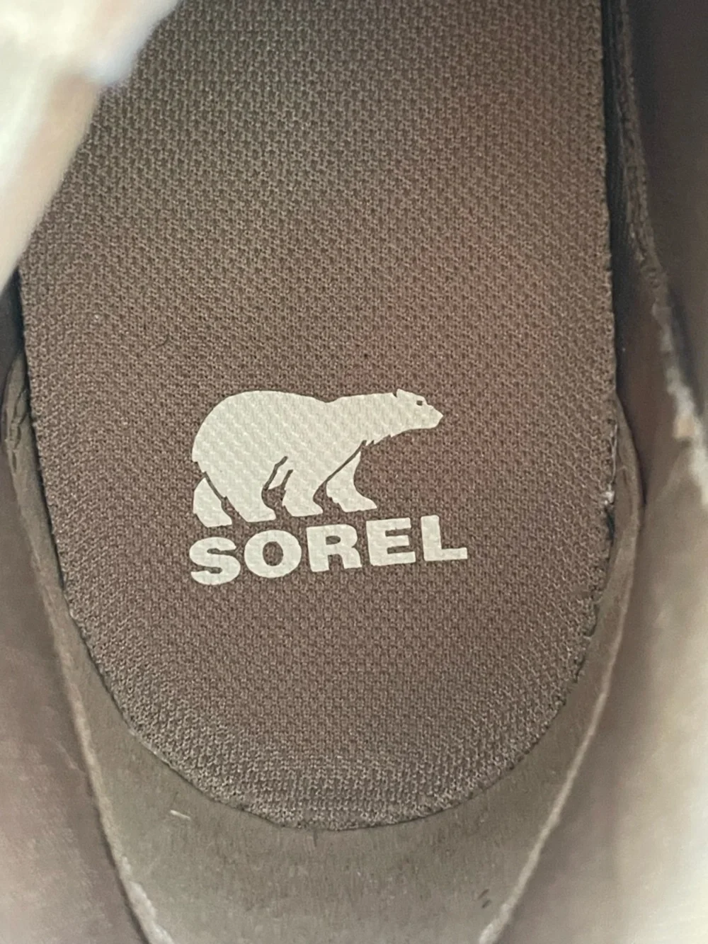Sorel Women's Evie II Chelsea Suede Ankle Boots Size 9 Caribou Buff & Gum Tan